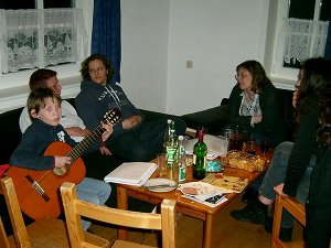 Robin, Monika, Silke, Gabi und Susie beim singen.